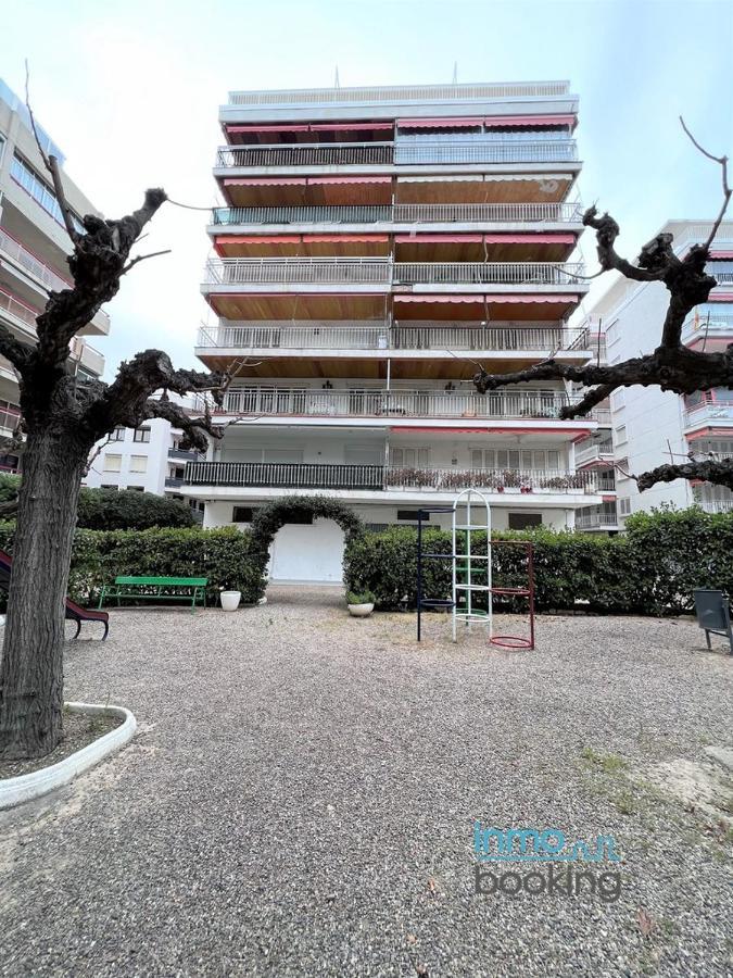 Sun Beach Gisamar サロウ エクステリア 写真
