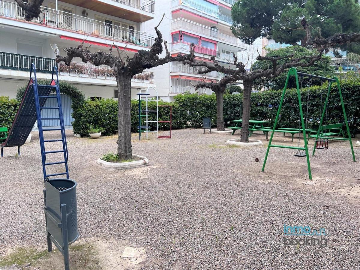 Sun Beach Gisamar サロウ エクステリア 写真
