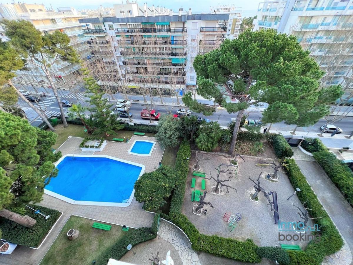 Sun Beach Gisamar サロウ エクステリア 写真